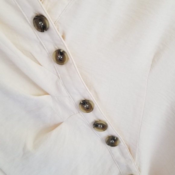 ASTR Asymmetric button blouse - Picture 4 of 6